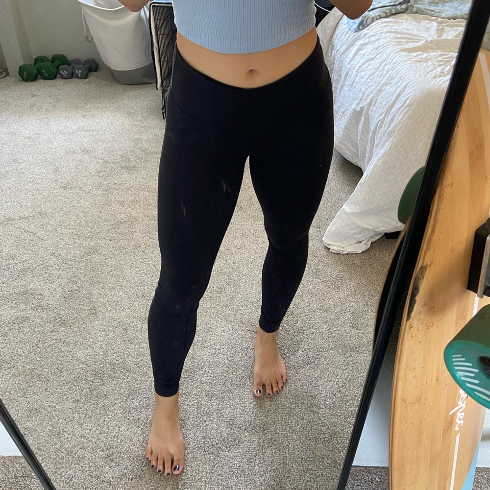 Lululemon 25 inch black leggings size 4